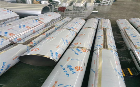 不銹鋼風(fēng)管用途和布局安裝要求有哪些了？武漢不銹鋼風(fēng)管加工廠家?guī)Т蠹铱纯? /></a></dt> 
				<dd> 
					<h4><a href=
